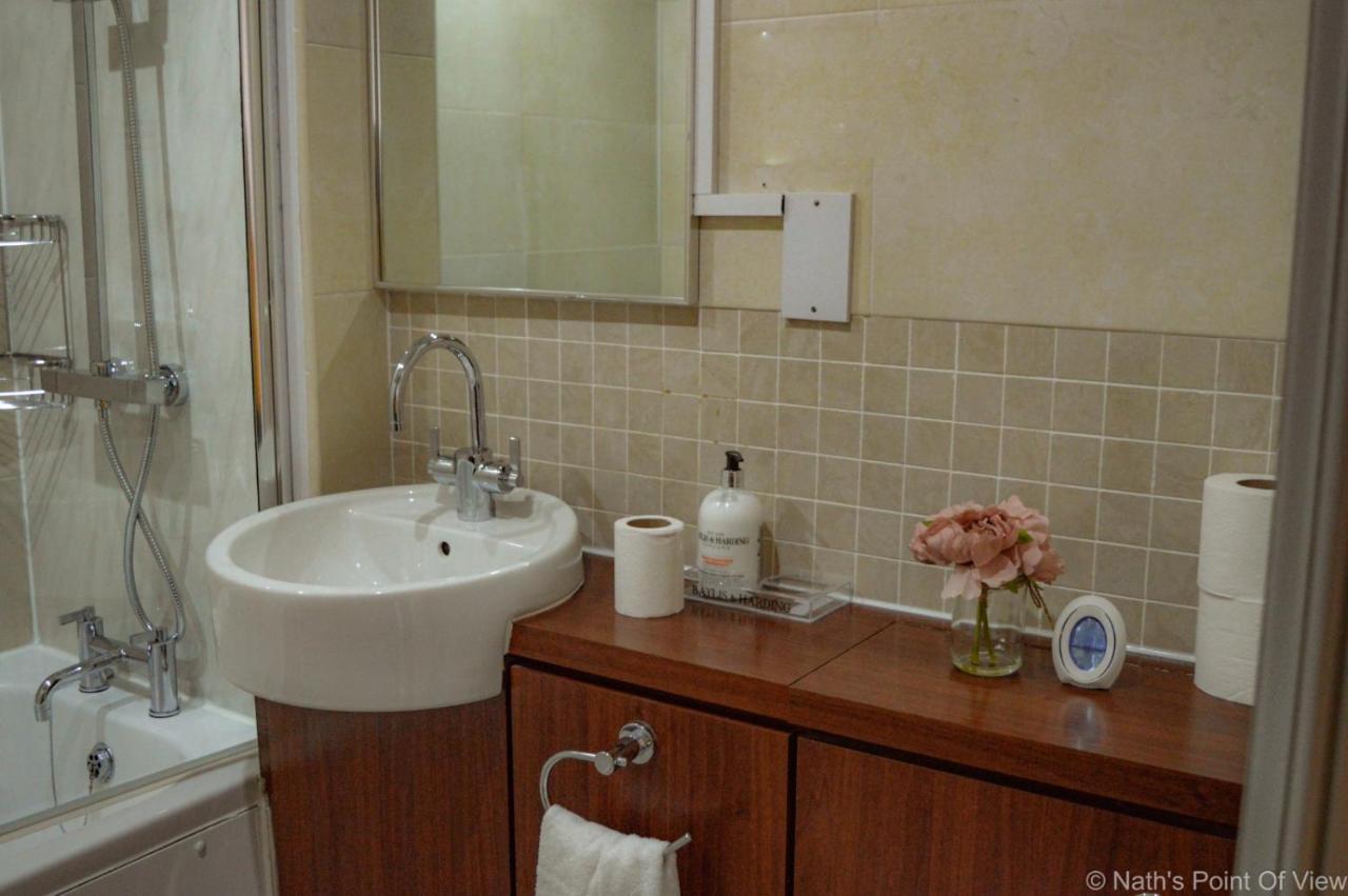 Redstone Hotel Аддингстон Экстерьер фото
