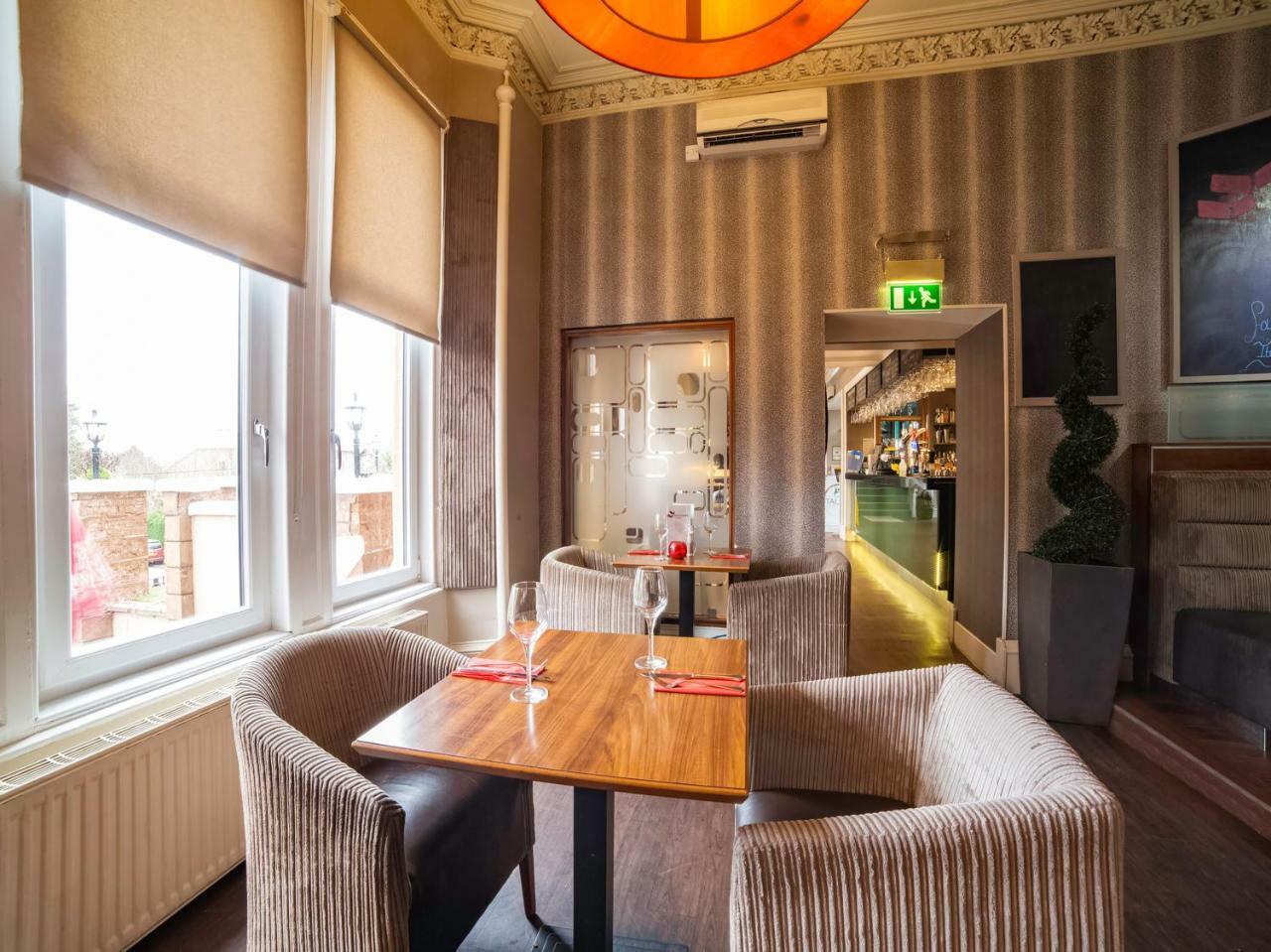Redstone Hotel Аддингстон Экстерьер фото
