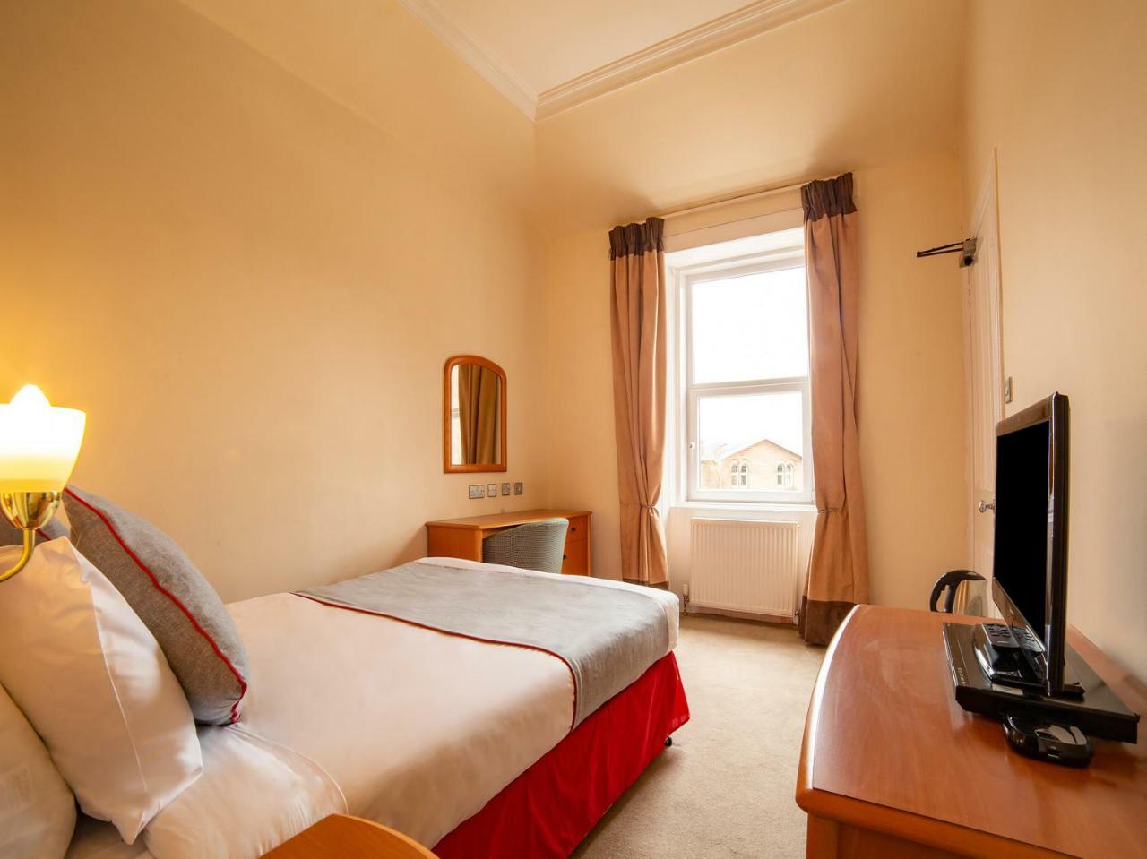 Redstone Hotel Аддингстон Экстерьер фото